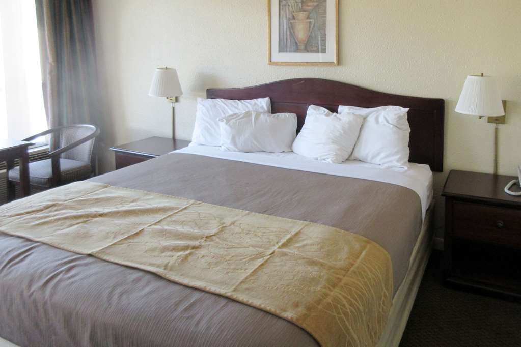 Quality Inn & Suites Pawleys Island Habitación foto